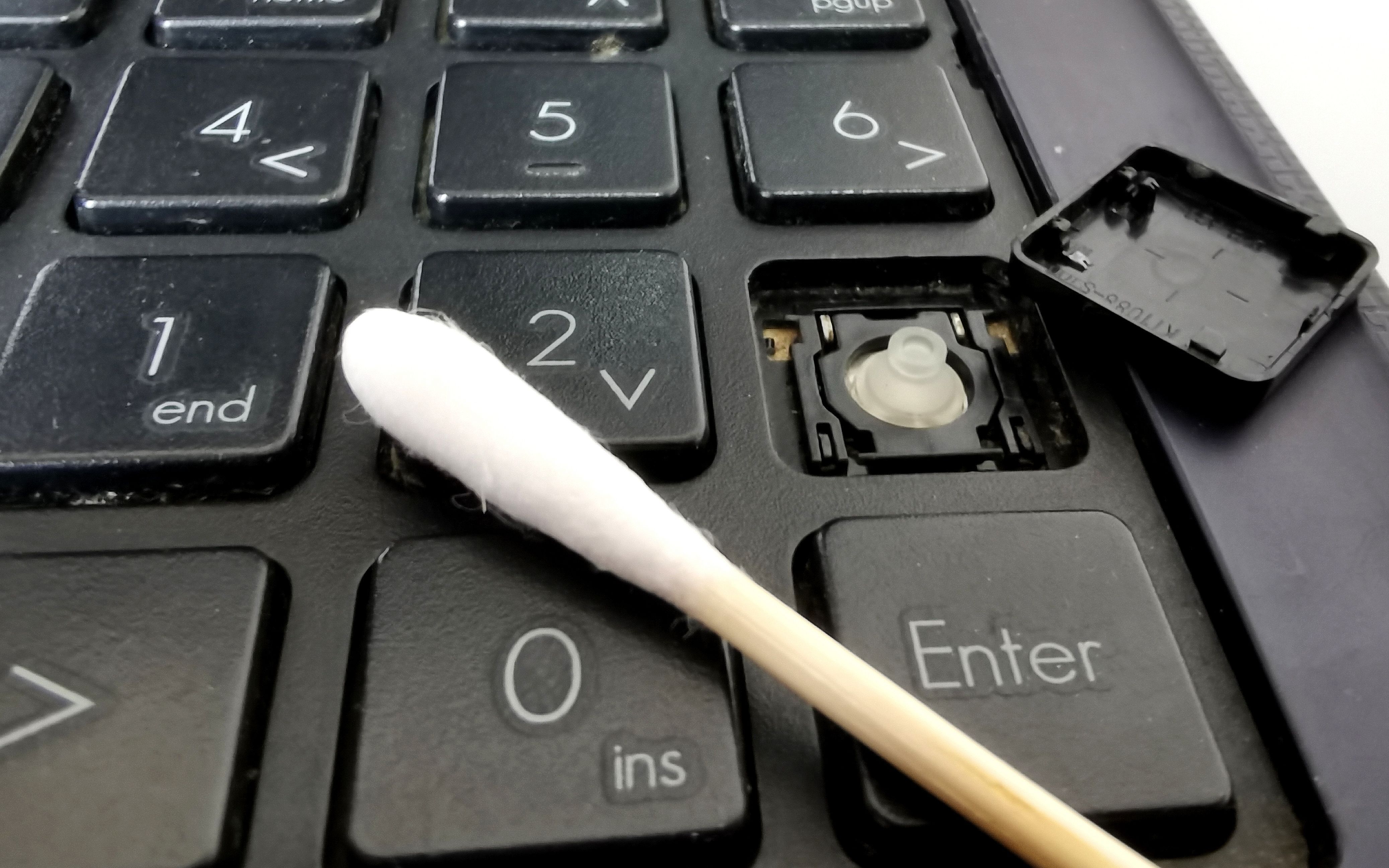 笔记本键盘按键失灵，一支棉签修好它，不是玄学真有效