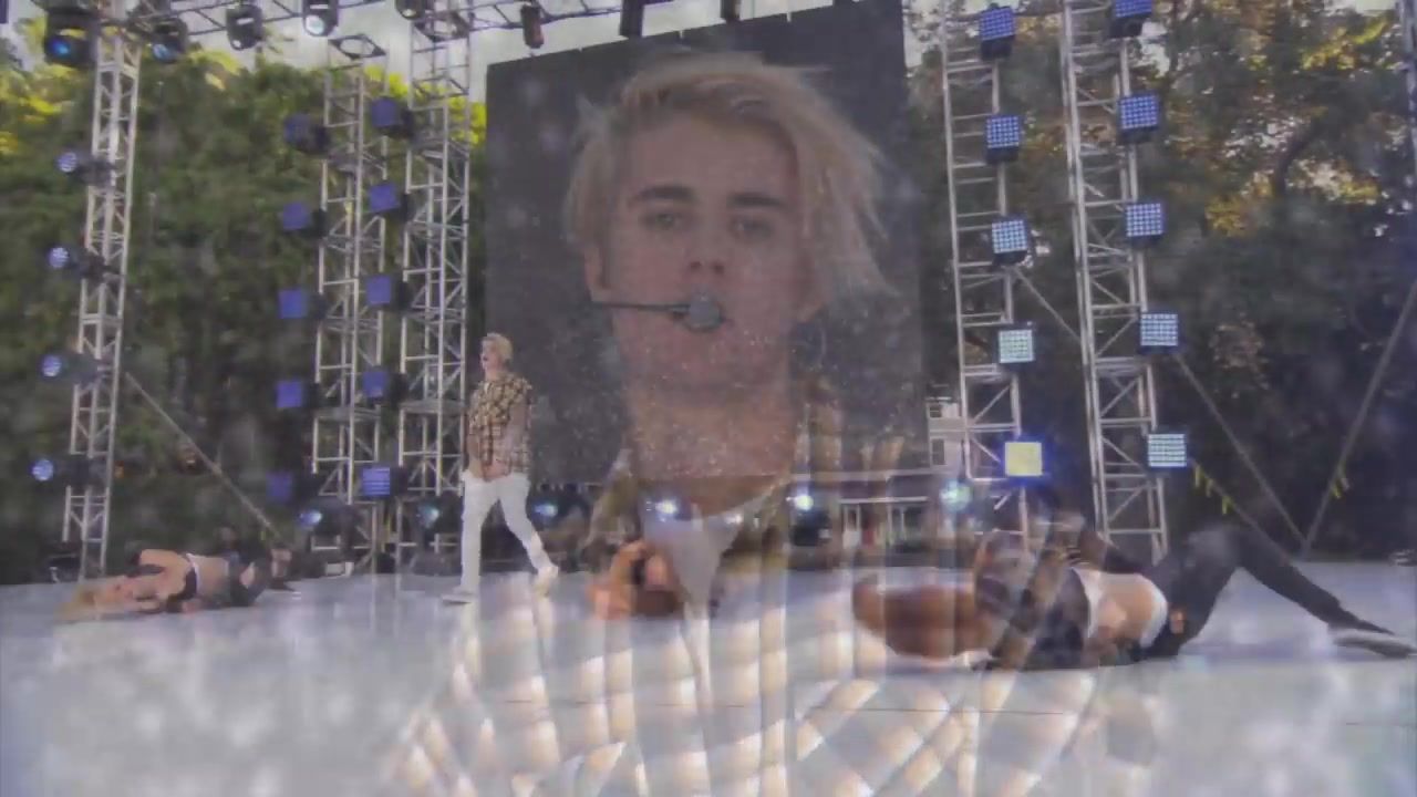 Justin Bieber - What Do You Mean (Live From 艾伦秀)