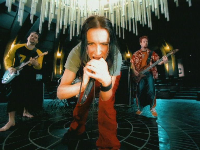 Big In Japan (Videoclip) - Guano Apes