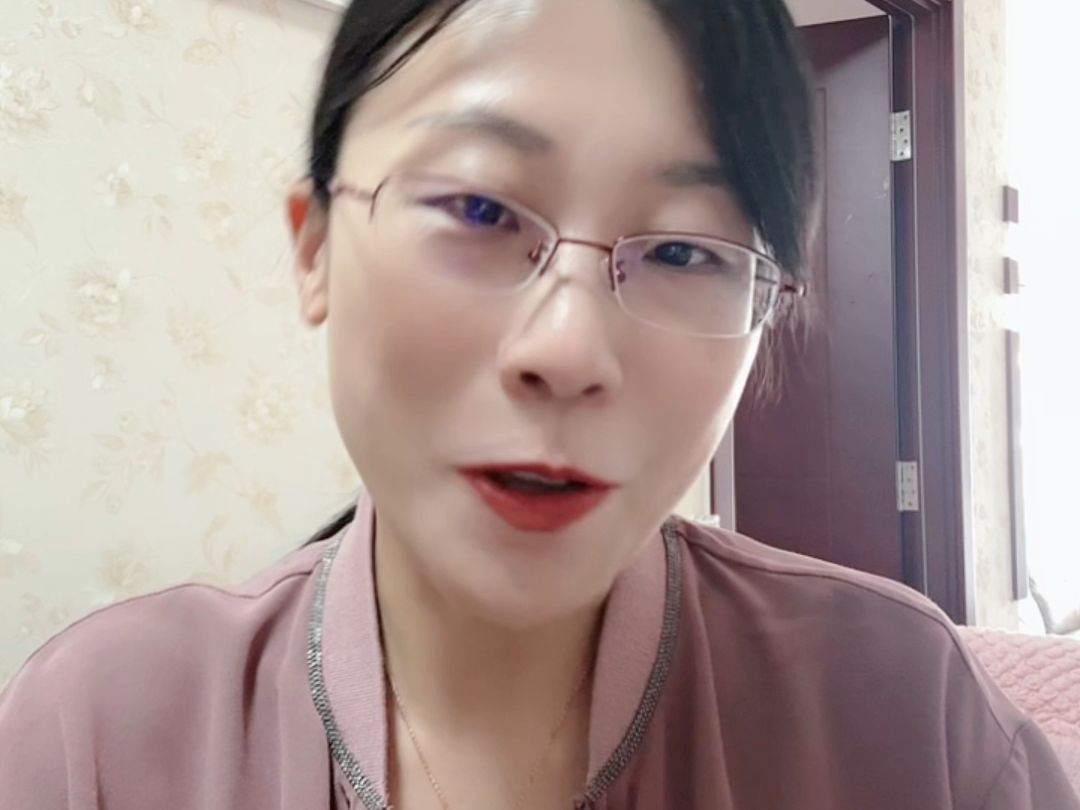 报告各位：民诉颇为稳定的一年，没有新增法律规范，只有个别考点的调整或完善。但要注意与狼共舞，关注民商事实体法的立法修法前沿和相关融合点。大家安心复习，开心通关！