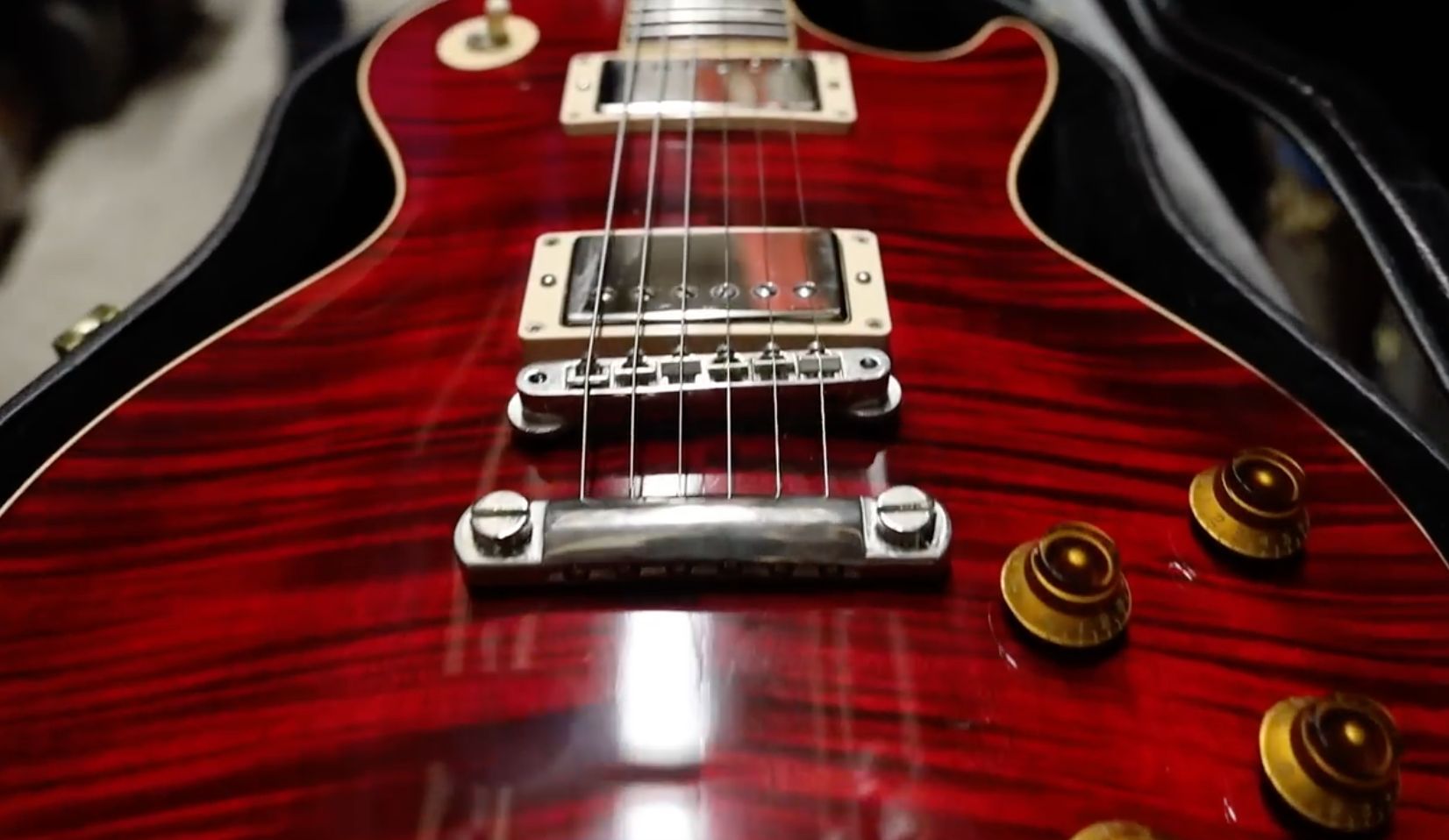 好漂亮的Wine Red酒红：Gibson Custom Shop Les Paul Class 5 Wine Red