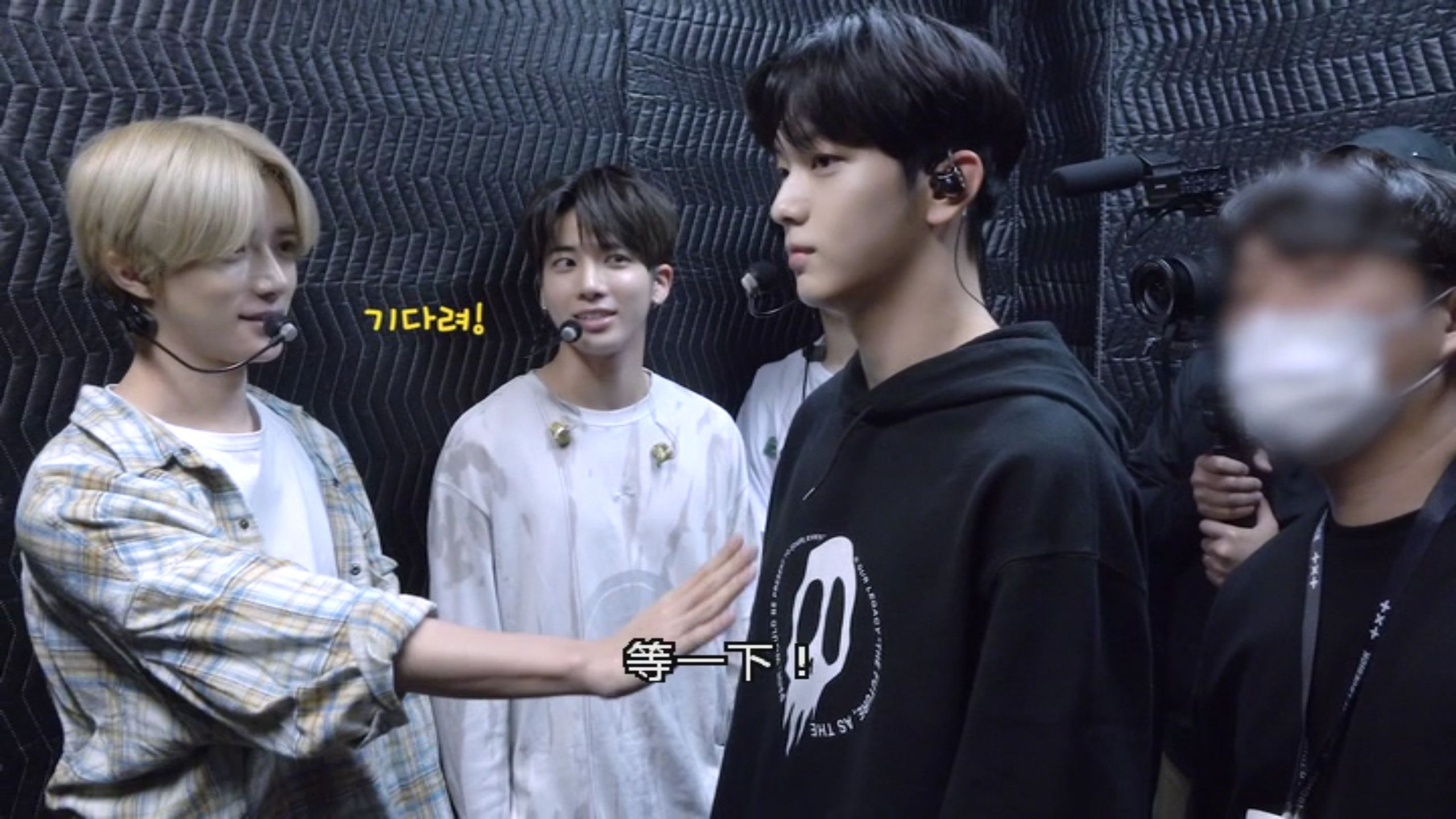 19. 〈ACT  LOVE SICK〉 IN U.S SKETCH