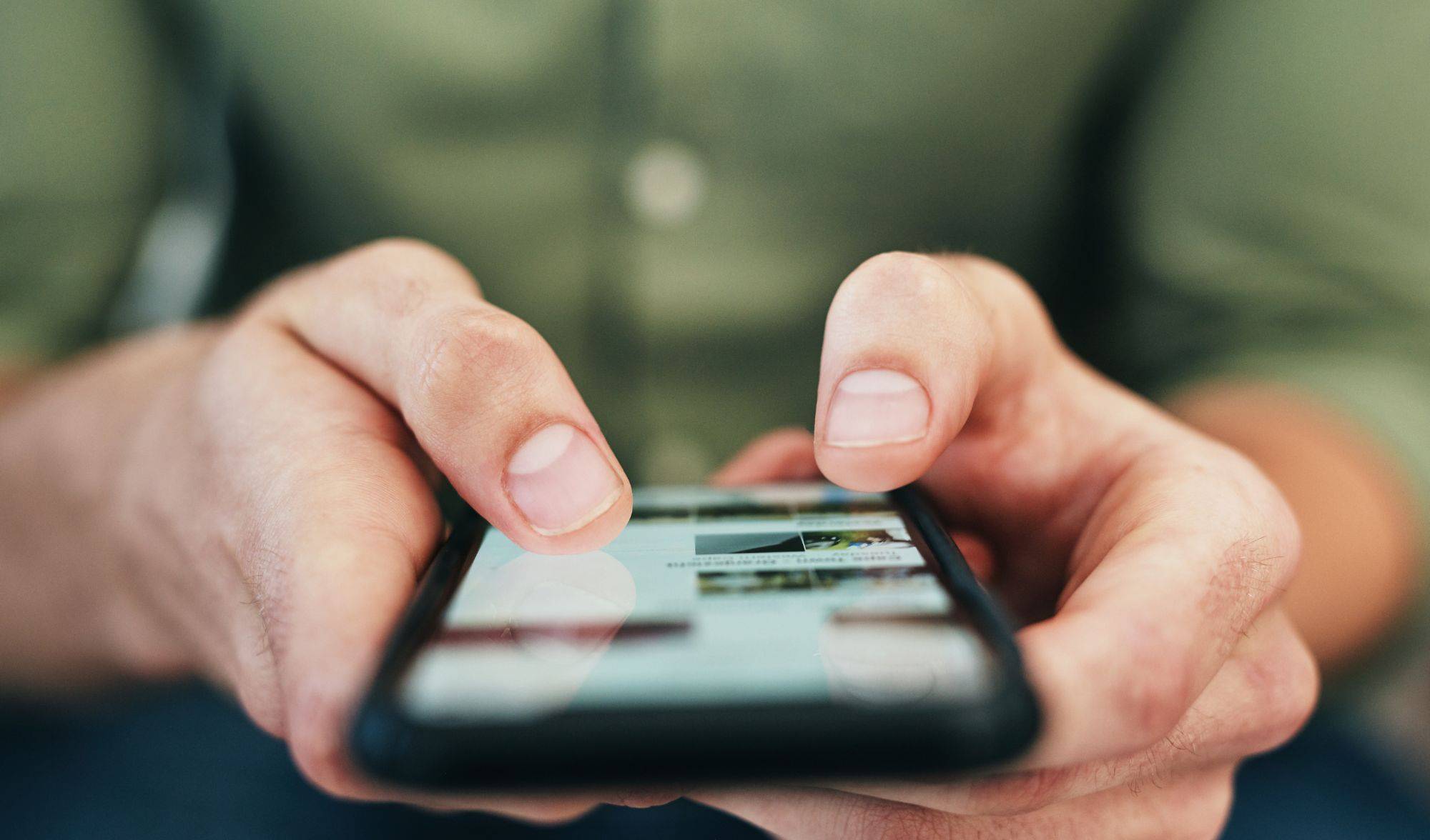 Descubra como a suspensão do X pode impactar a estratégia digital e como sua empresa deve se adaptar.