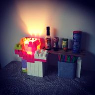 Can you make a simple lego light?